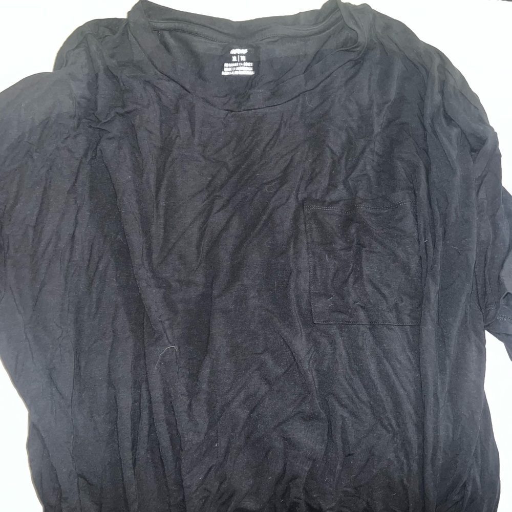 Women Strechty Black T-Shirt